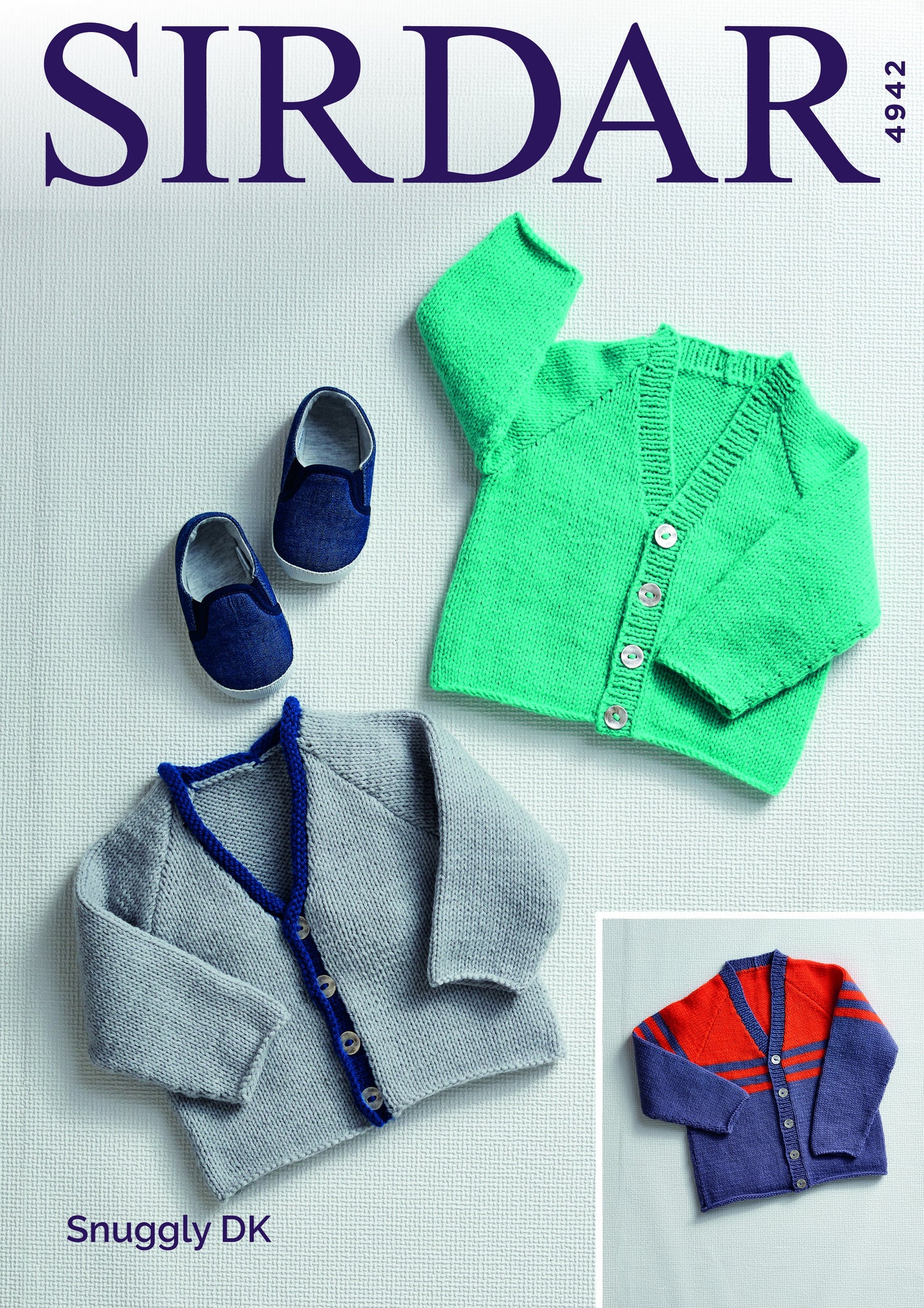 SIRDAR 4942  Cardigan