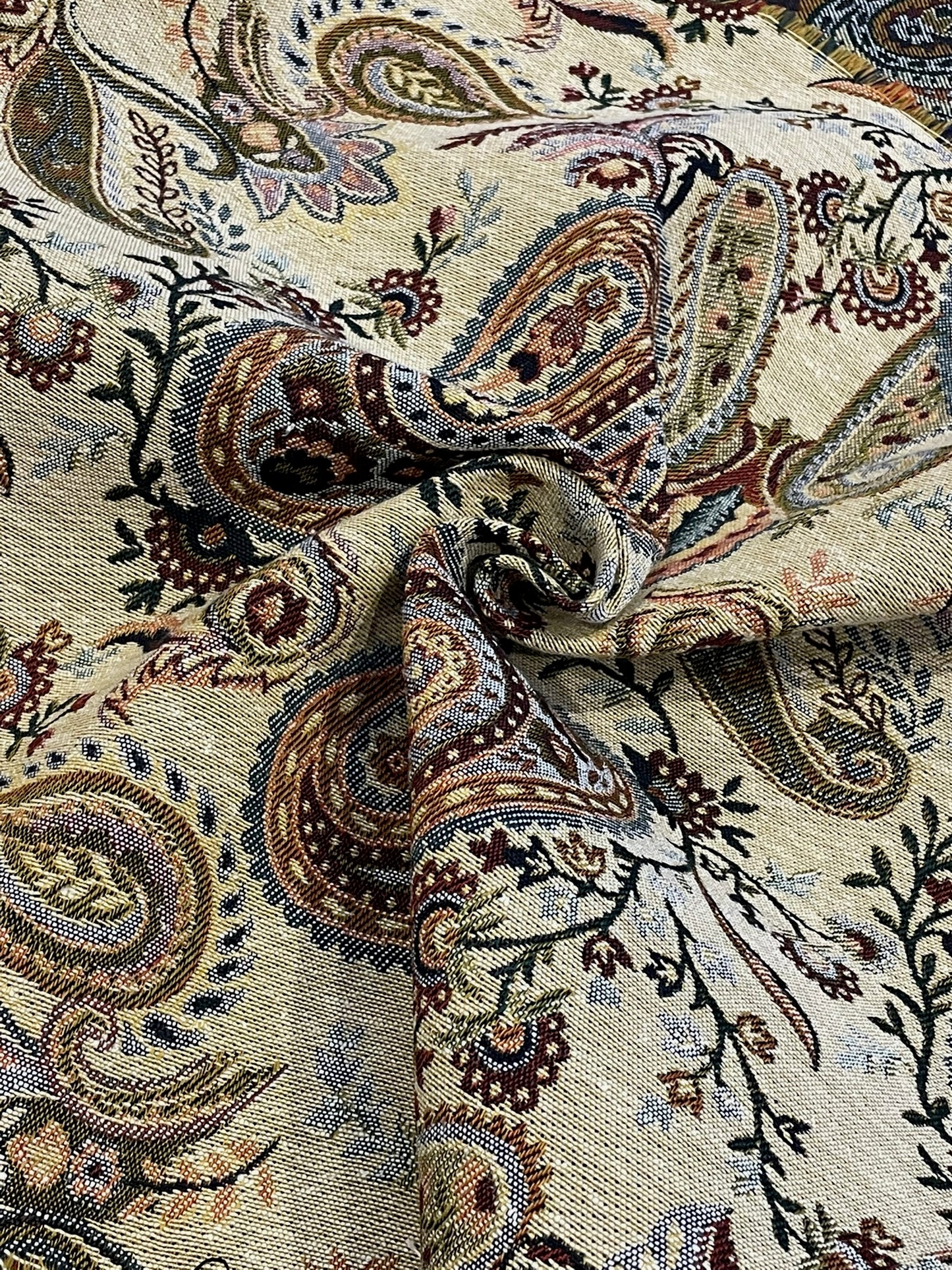 Tobruk Paisley Tapestry/Spice