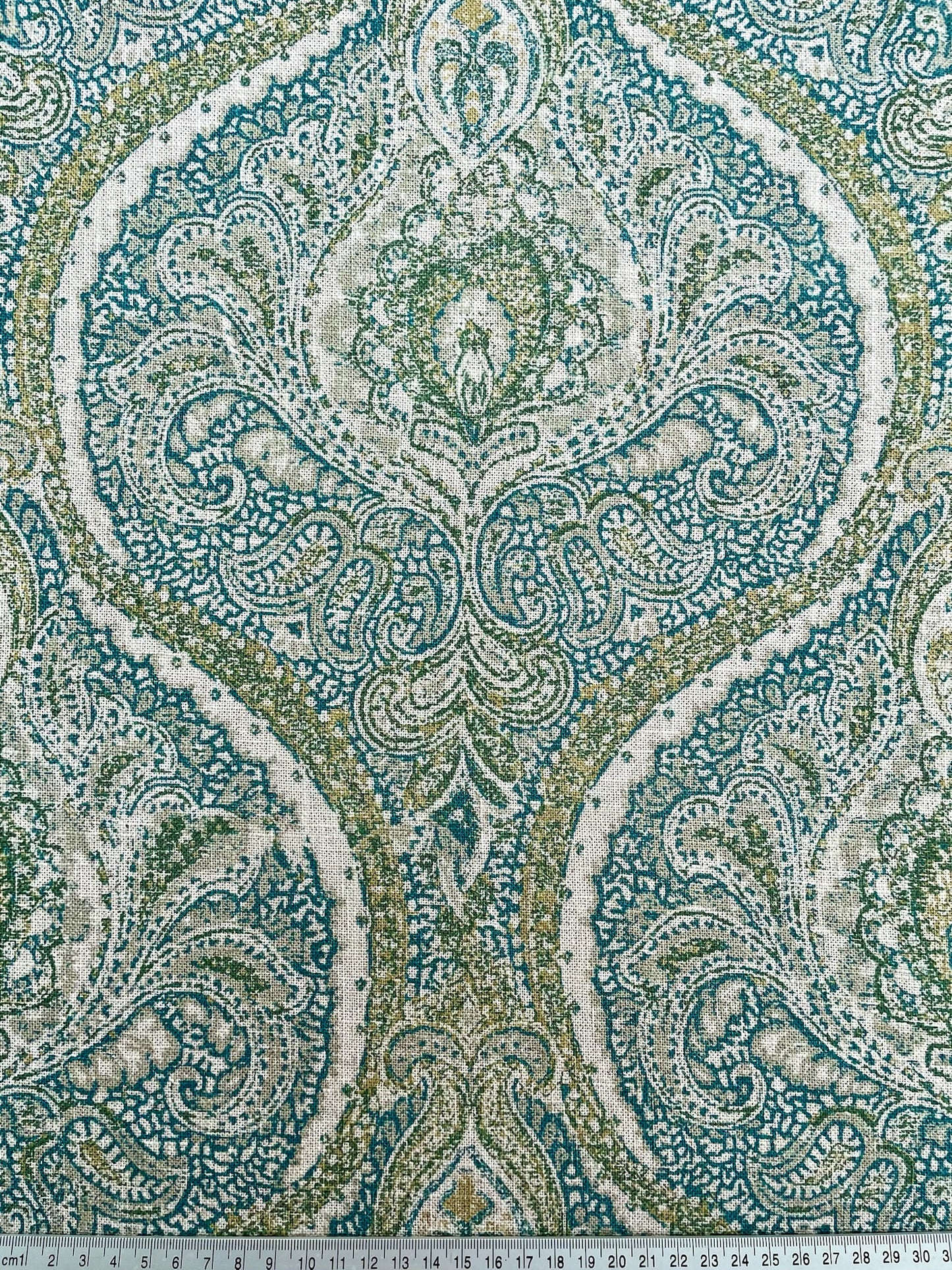 Aarna / Teal Green