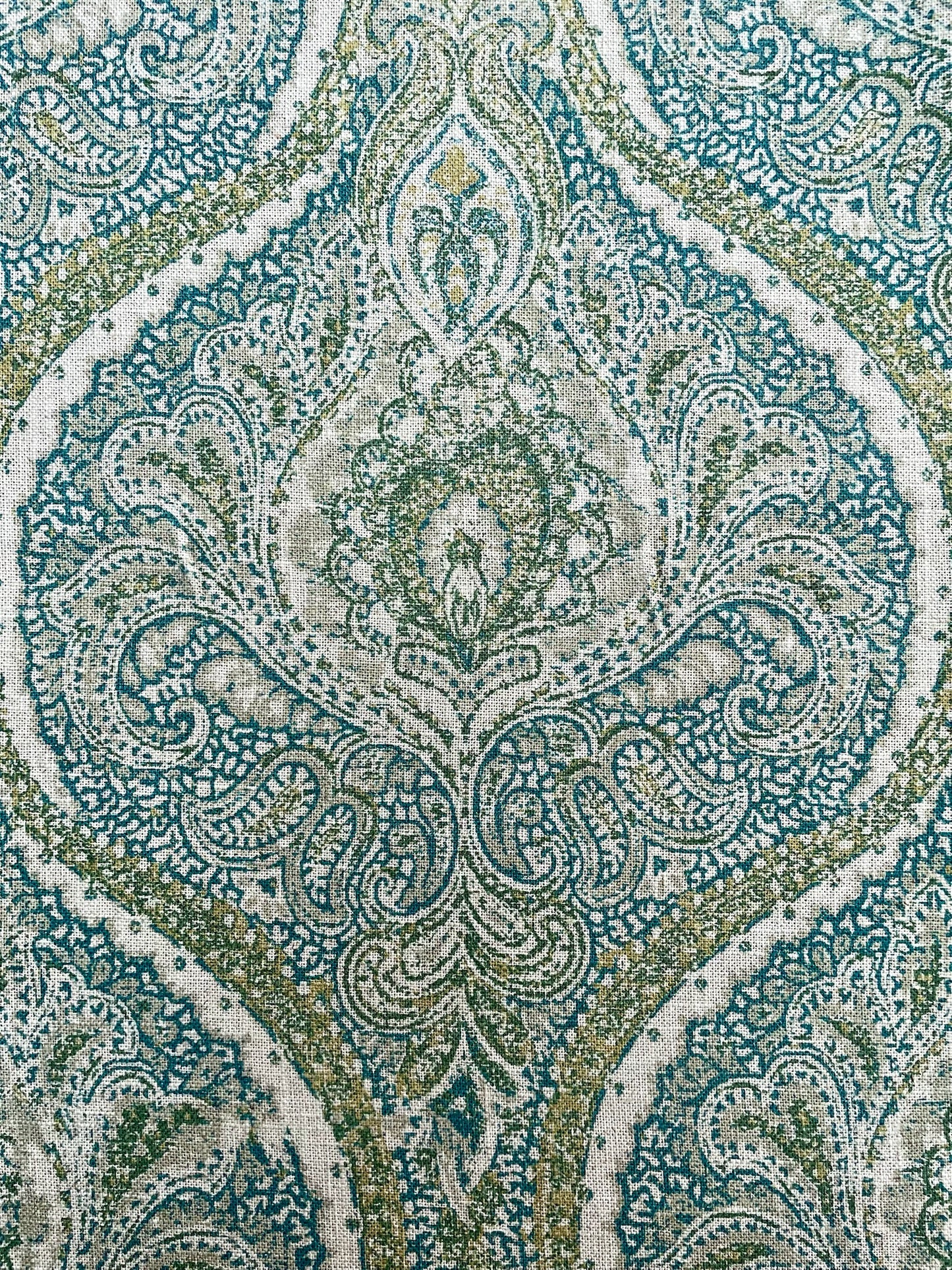 Aarna / Teal Green