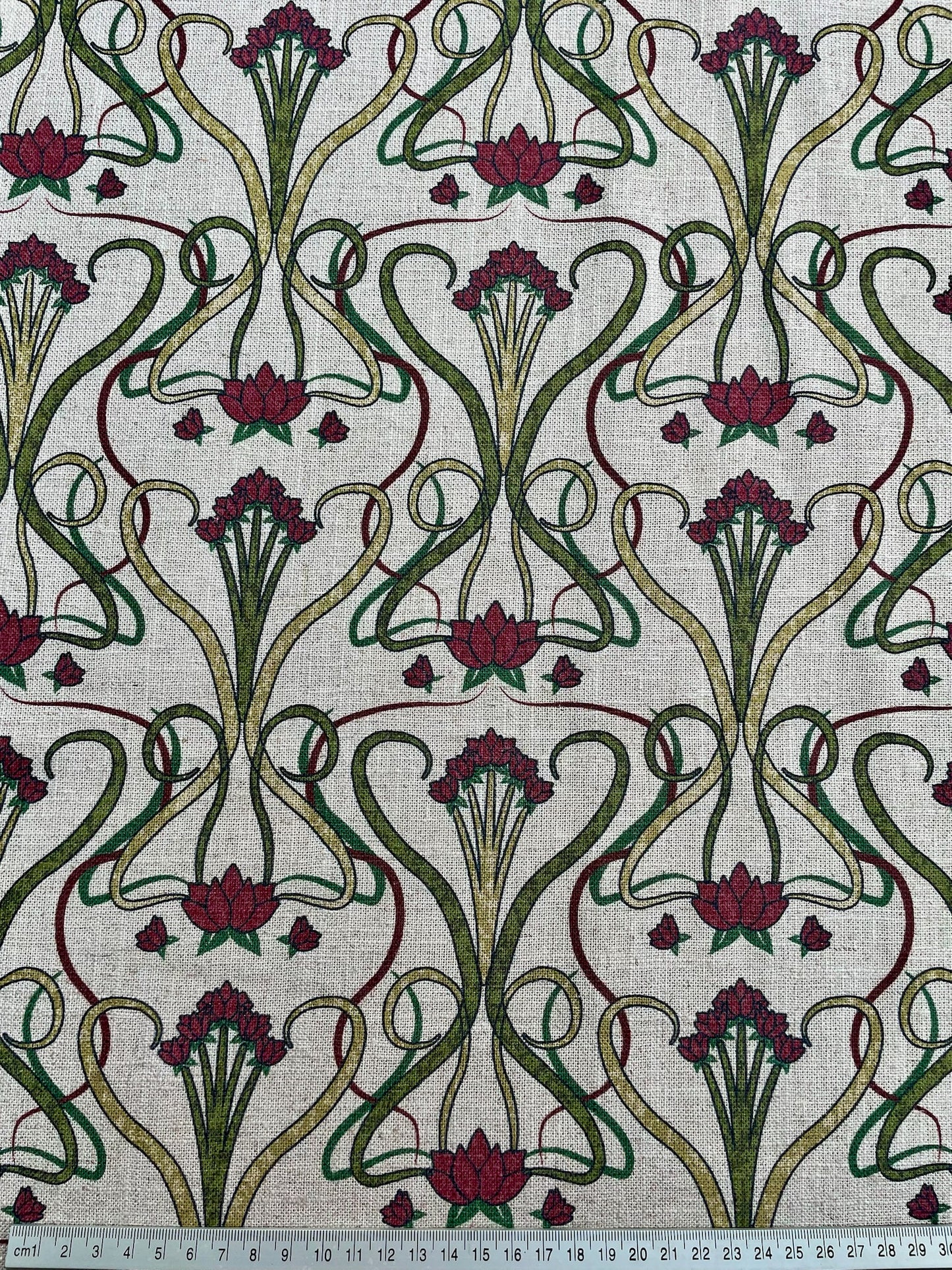 Art Deco Rose / Red Green