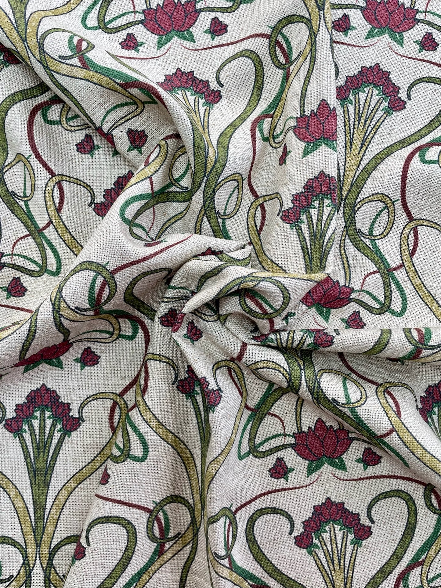 Art Deco Rose / Red Green