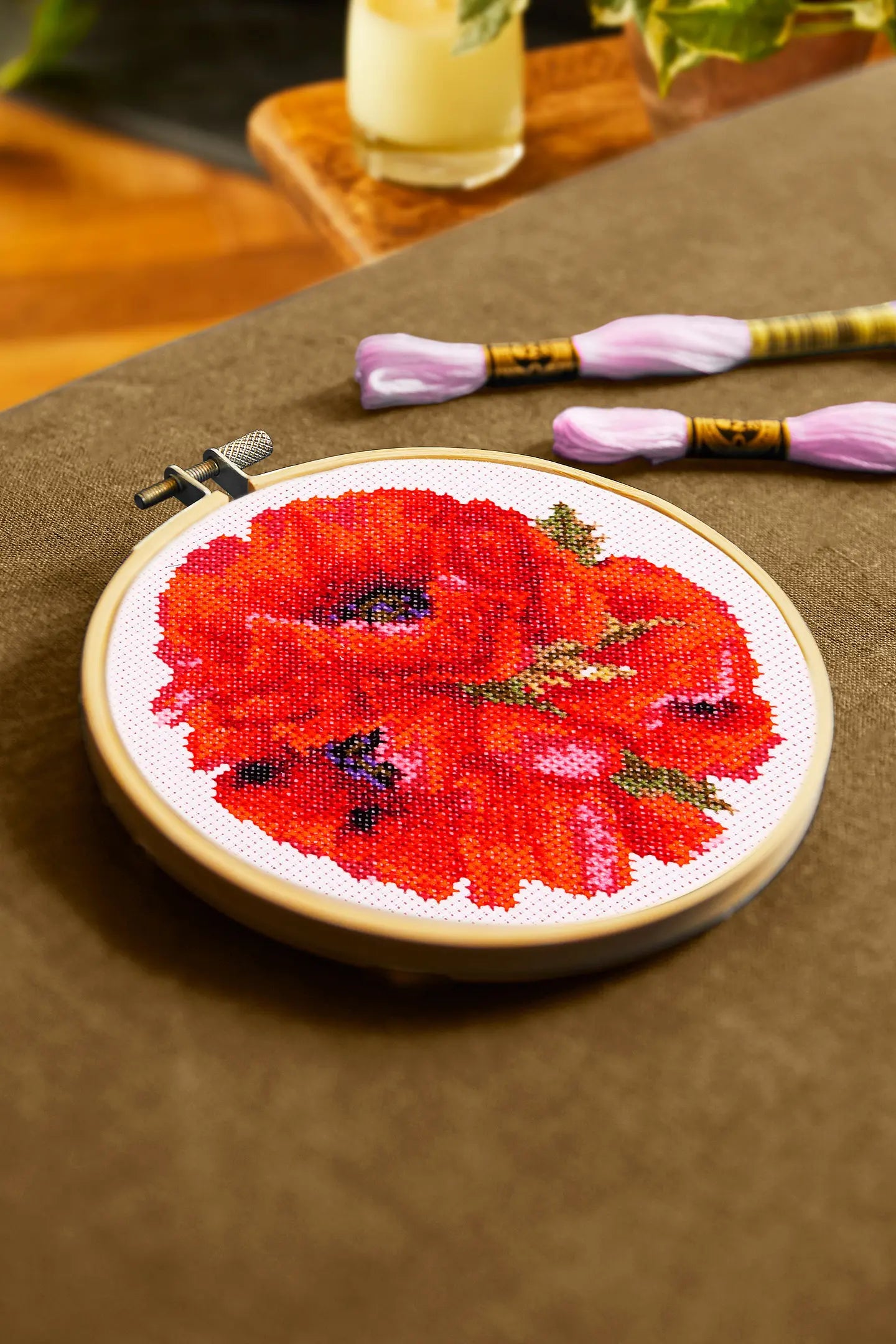 SCARLET POPPIES CROSS STITCH KIT