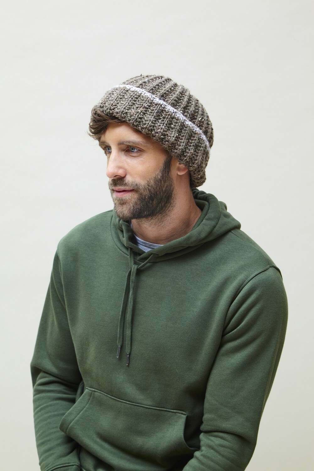 KING COLE 5860  Apparel Accessories in Fashion Aran