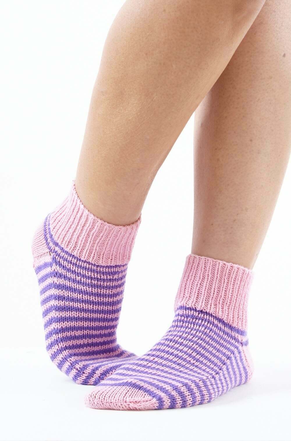 KING COLE 5881  Kids Socks in Cotton Socks 4 Ply