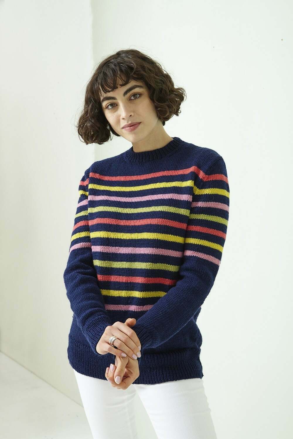 KING COLE 5914  Sweater & Cardigan in Luxury Merino DK