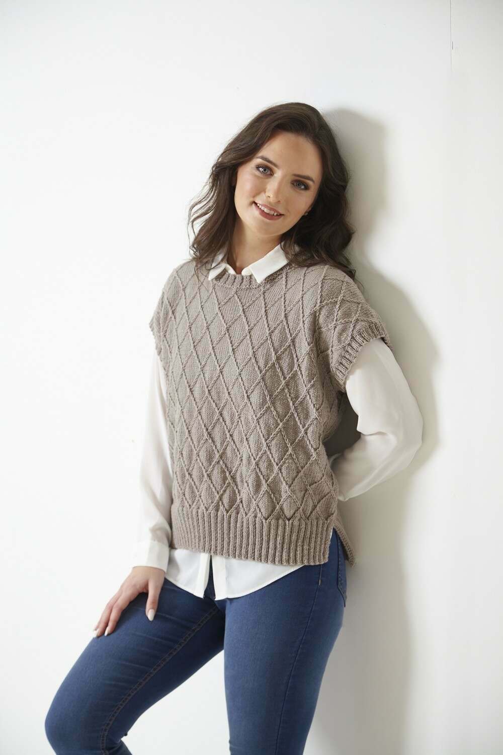 KING COLE 6019  Sleeveless Tops (Tank Tops) in Luxury Merino DK