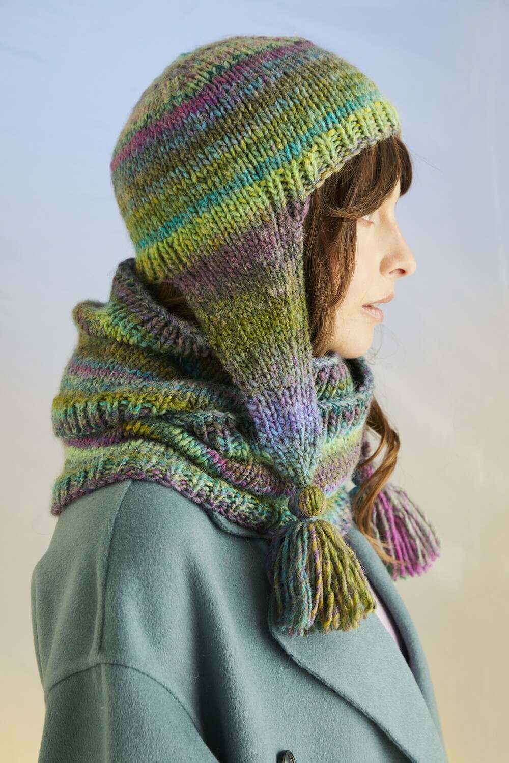 Sirdar 10709 Hat and Snood in Jewelspun with Wool Chunky